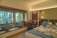 Greenwoods Thekkady - A Five Star Classified Resort - balcony