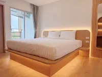 Wynora Hotel Hotels near Ekkamai Eastern Bus Terminal