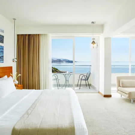 Lucy Hotel