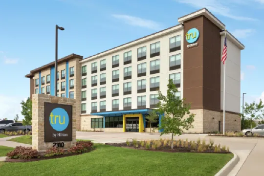 Tru by Hilton Frisco Dallas