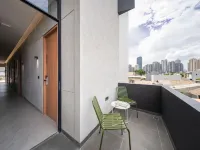 Cove Alexa Hotels near Epicentrum Walk
