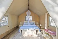 Camping Castell Montgri - Homestays