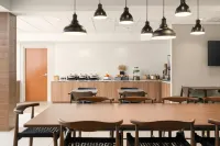 Fairfield Inn & Suites Jacksonville Beach - Frühstück