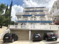 Apartments Josip Hotels in Drage