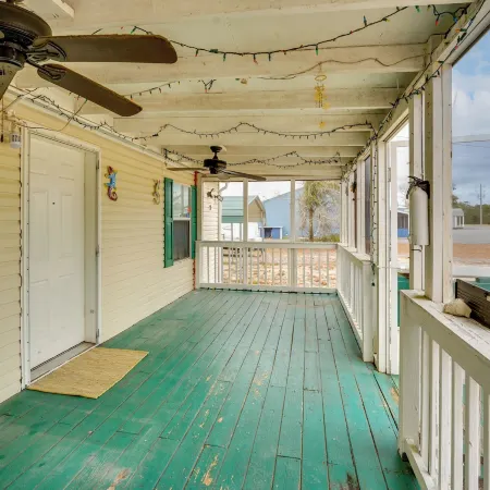 4 Mi to Beach: Perry Home Near Boat Launch