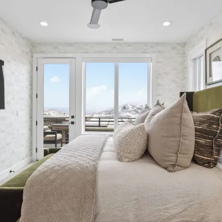 Apex Ridge Retreat by Avantstay Private Hot Tub + Fireplace + Mountain Views + Near Deer Valley East