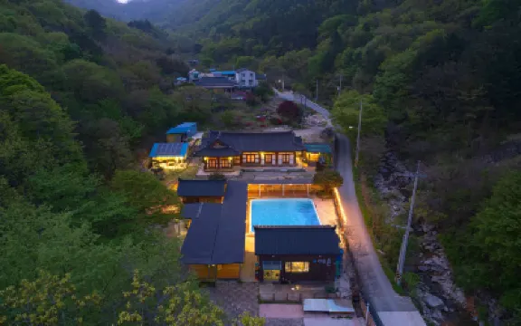 Wanju Yechon Healing Stay Hotels in 