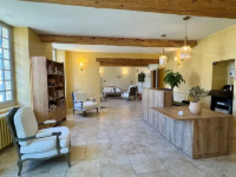 Hotel du Midi Hotels in Visan