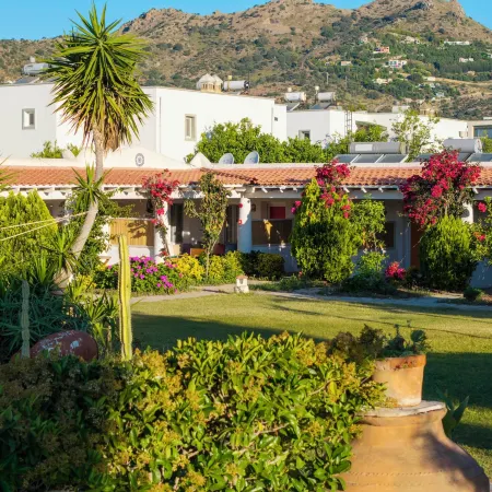 Kefi Beach & Suites
