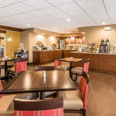 Comfort Suites Effingham