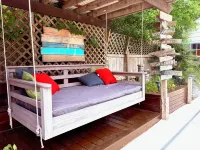 Unique Romantic Beach Style Cottage close to  Folly Beach & historic Charleston!