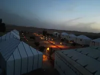 Sahara Magic Luxury Camp - Mountain view