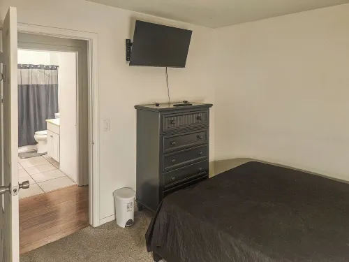 Escondido Urban Stay - 2BR Apartment