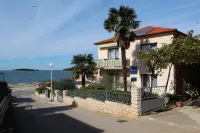Rooms and Apartments Bella Vista - Pensions