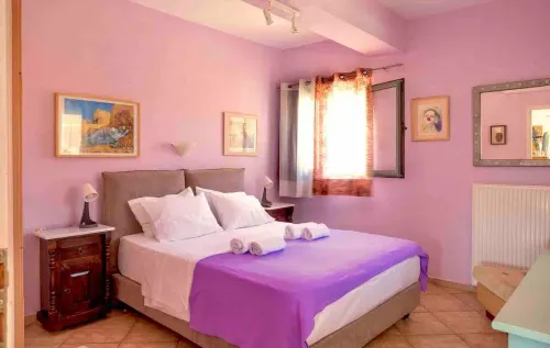 Helectra Gem - A Lilac Nest in Kefalonia