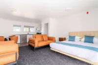 Te Awa Suites