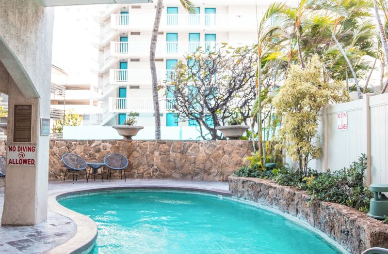 Coconut Waikiki Hotel photo 3