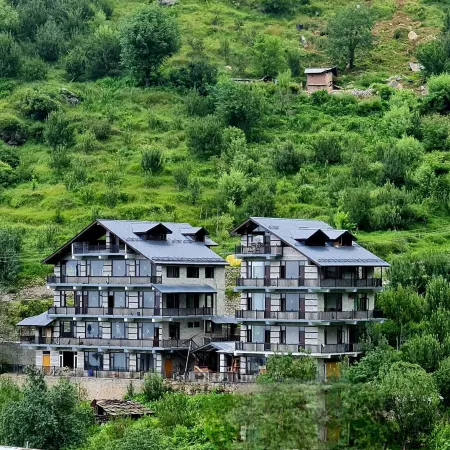 Manali Se - Your Home in the Pines