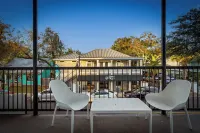 Hotel Mojo - 4-Star