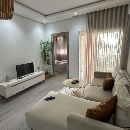 Cozy Hammamet Apartment  Beach, Pool, and Comfort Await