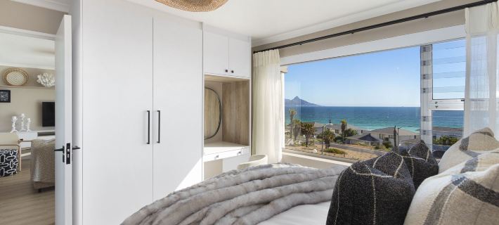 Coral Island 204 Hotels in Bloubergstrand