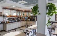 Ace Hotel Bourges - servizio colazione