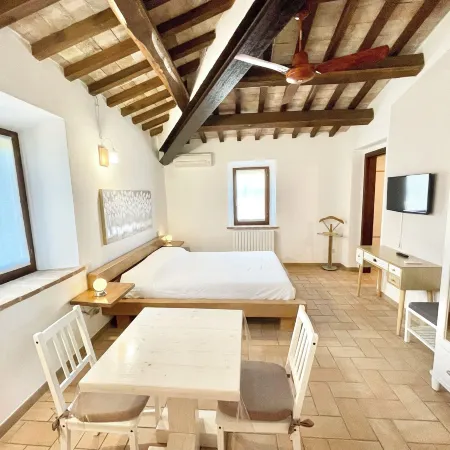 Luxurious Umbrian Villa with Private Pool and Stunning Views