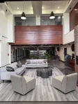 Surface Boutique Hotel Will Rogers AIrport, Restaurant & Bar