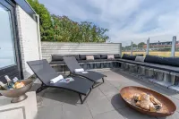 Luxury 10-person Family Villa -  Ferienhäuser
