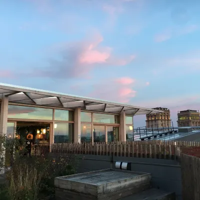 Hotel with Urban Deli Hotels near Hotorgshallen