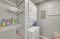 Near Airport, Private Yard! Atlanta Rental - 3-Star