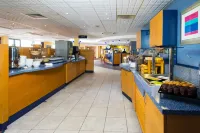 Holiday Inn Express BRADFORD CITY CENTRE by IHG - breakfast