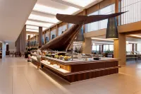 Wine & Books by the Sea, Algarve Resort - 5-Star