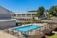 Americas Best Value Inn Douglasville - parking