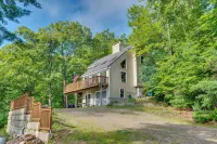 Waterfront Wakefield Retreat w/ Floating Dock - 3-Star
