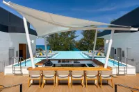 Radisson Blu Resort Phuket, Mai Khao Beach - Infinity Pools