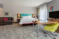 Hampton Inn & Suites Burlington - Bãi đậu xe