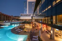 Loews Arlington Hotel - Pools