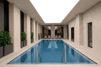 Courtyard Prishtina - Pool