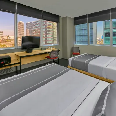City Express Plus by Marriott Ciudad de México Santa Fe Hotels in der Nähe von Einkaufszentrum Santa Fe Place