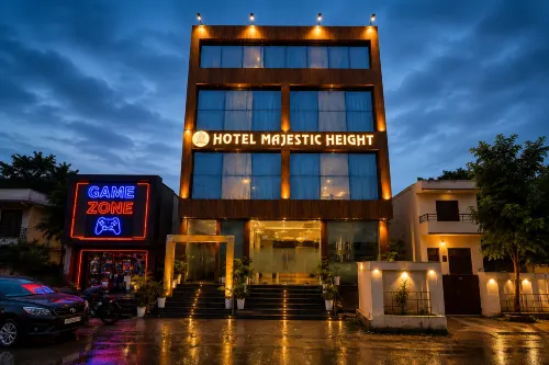 Hotel Majestic Heights - New