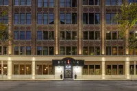Des Lux Hotel - С тренажерным залом