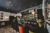 61 Durham - bar