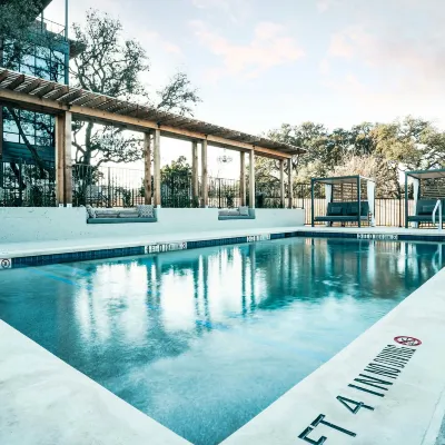 Colton House Hotel Hotels near South Austin