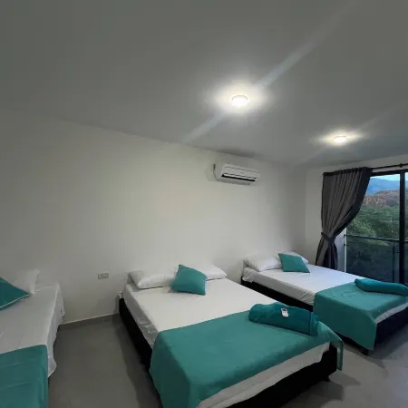 BLUE DAYS Hotel Melgar