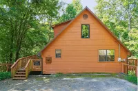 Bear Run Getaway 3 Bedroom Cabin - Alppimaja