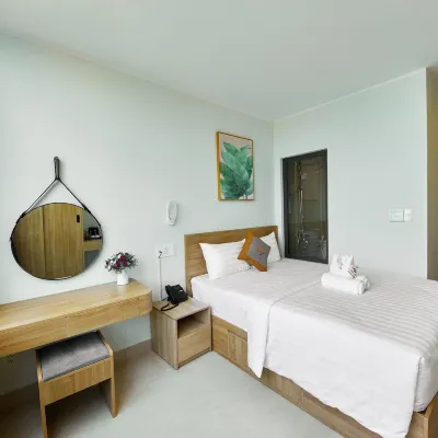 CHERRY AIRPORT HOTEL AND APARTMENT 2 Hotels near Nhà thiếu nhi Quận Tân Bình