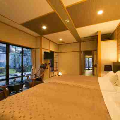 鬼岩温泉 了山 Rooms