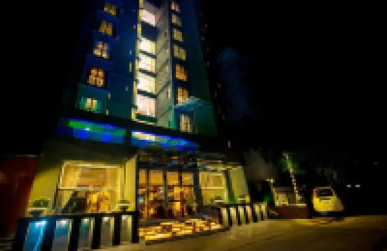 Monsoon Inn のホテル