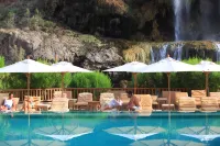 Ma'in Hot Springs - Pools